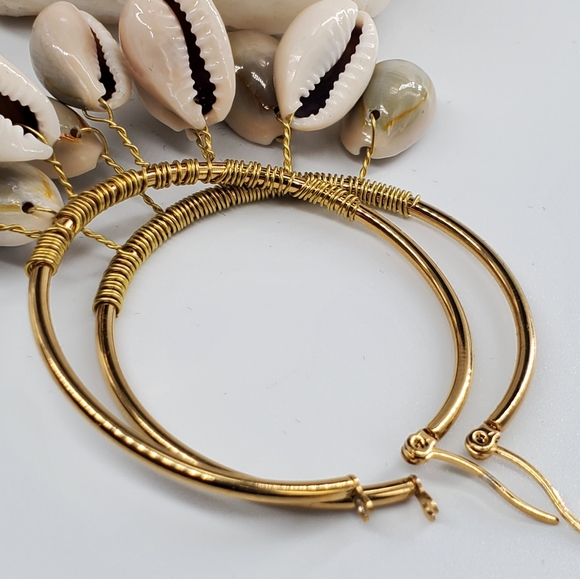 Free People Gold and White Shell Earrings - Picture 6 of 6